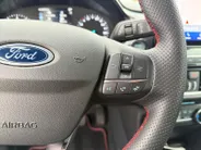 Ford Fiesta 1.0 EcoBoost Hybrid ST-Line | NL Auto | 1 eigenaar | Navigatie | Apple carplay & Android auto | Parkeersensor achter | Cruise control | Draadloos opladen mobiel | Bovag garantie |