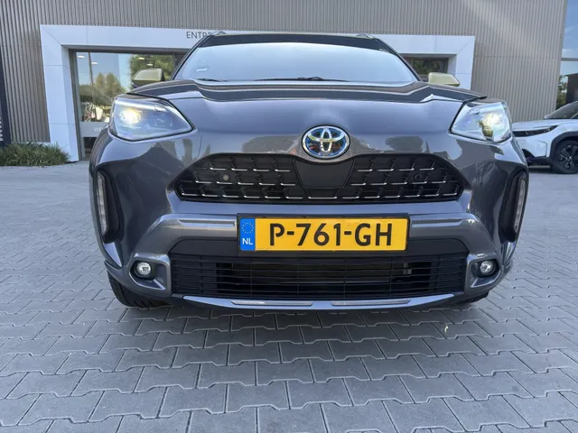 Toyota Yaris Cross 1.5 Hybrid Launch Edition | Bi-Tone | HUD | VERKOCHT