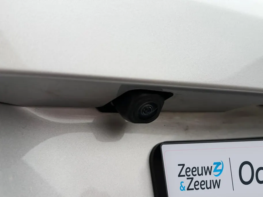 Suzuki Vitara 1.5 Hybrid Style 116PK AUTOMAAT | Parkeer sensoren| Metallic lak| 4 seizoen banden| Camera| Schuif en kanteldak| Navigatie| Stoel verwarming| Adaptieve cruise control