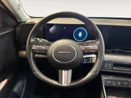 Hyundai Kona 1.6 GDI HEV Comfort Smart | Navigatie| Stoel/Stuurverwarming| Elektrische achterklep| Achteruitrijcamera| Parkeersensoren v+a |