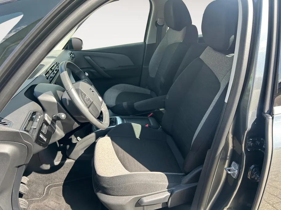 Citroën C4 Picasso 1.2 PureTech Selection 42228 kmst!| Winter/Zomerset|  Airco | Trekhaak| Navigatie| 12 maanden Bovag garantie|
