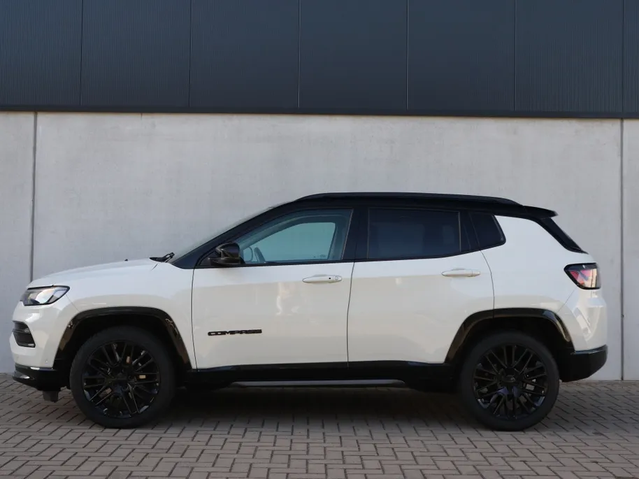 Jeep Compass 1.5T e-Hybrid 130 PK S | Leder | Winter | Camera | LED | 19'