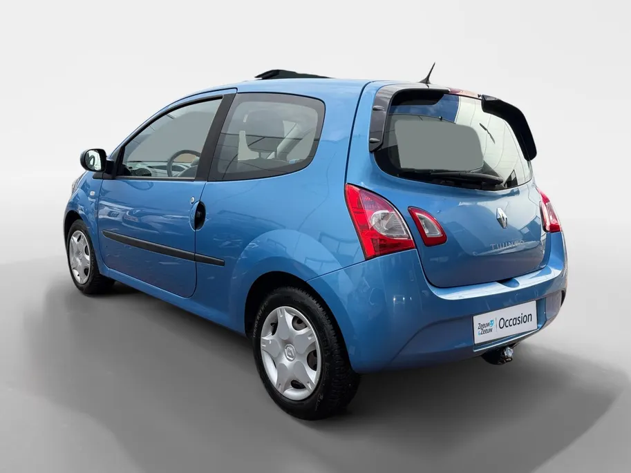 Renault Twingo 1.2 16V Parisienne | Zeer nette auto | Open dak | Bluetooth Radio | Airconditioning | Afneembare Trekhaak | 12 maanden BOVAG garantie |