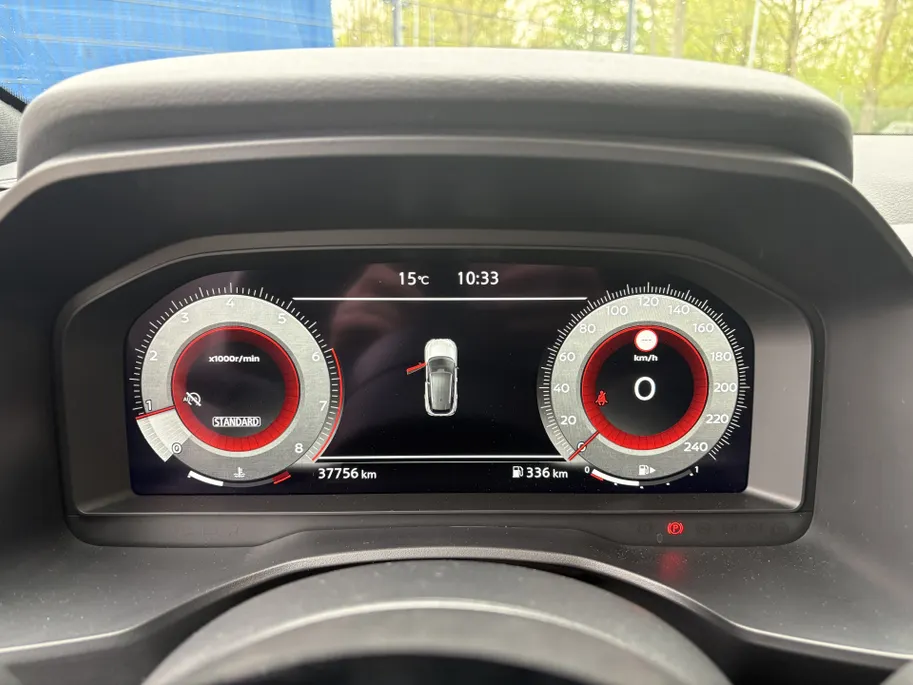 Nissan QASHQAI 1.3 MHEV Tekna Plus | Leer | Voorstoelen verwarmd | 360 Camera | Navigatie | 20'' LM | Stoel Massage | Luxe Lederen Bekleding | Dode Hoek Detectie | Apple Carplay/Android Auto