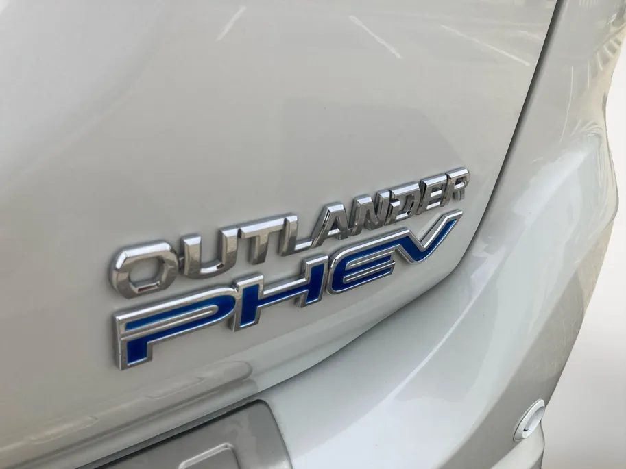 Mitsubishi Outlander 2.4 PHEV Intense S | 1ste Eigenaar! | Dealer onderhouden