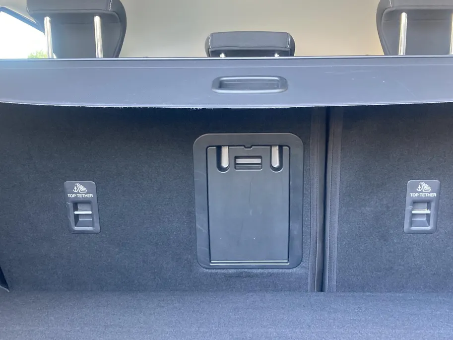 Ford Focus 1.0 EcoBoost Hybrid 125 pk Titanium X Wagon AGR stoelen - Navigatie - Apple Carplay/ Android Auto - Winter Pack - 17inch LM Velgen
