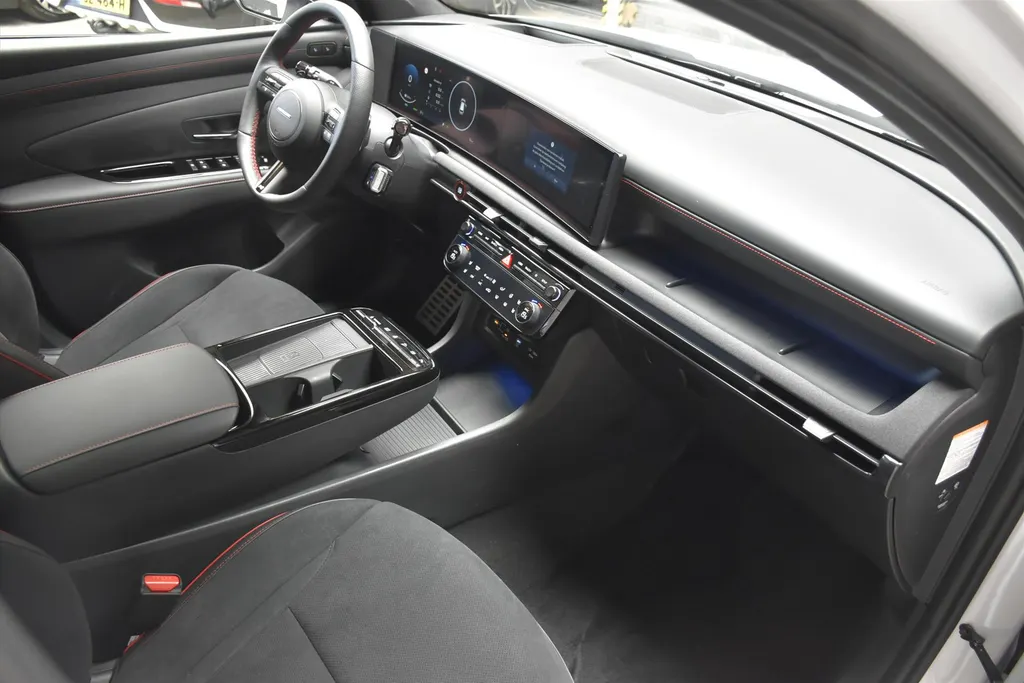 Hyundai Tucson 1.6 T-GDi HEV 2WD Aut N-Line Business Sky I Voorraad deal