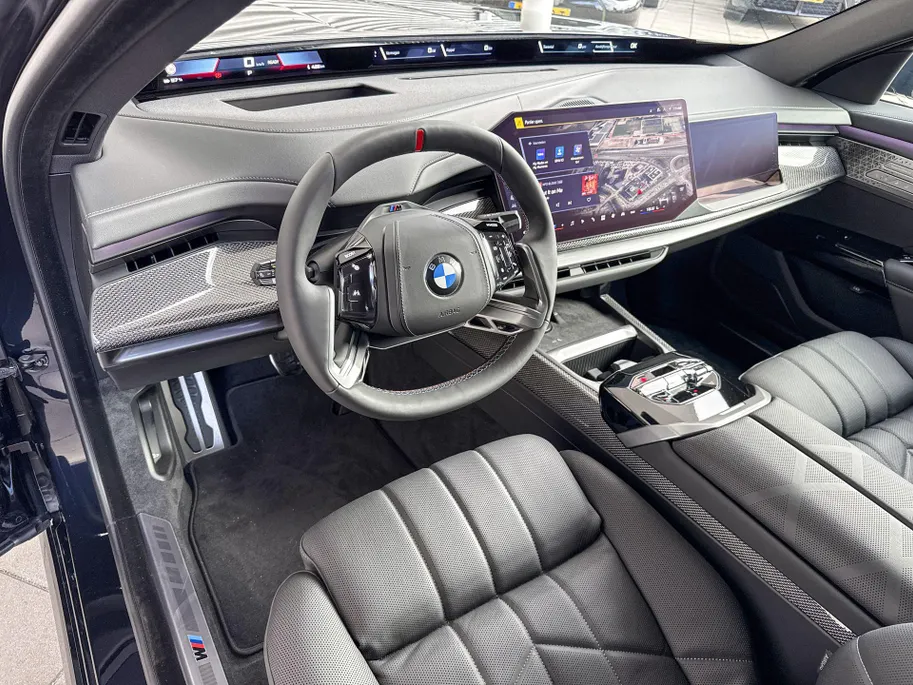 BMW i7 M70 xDrive 118.1 kWh