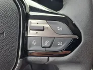 Peugeot 308 1.2 PureTech AUTOMAAT Active Pack Business | Adaptieve Cruise | Climate | Stoelverwarming | Apple Carplay/Android Auto