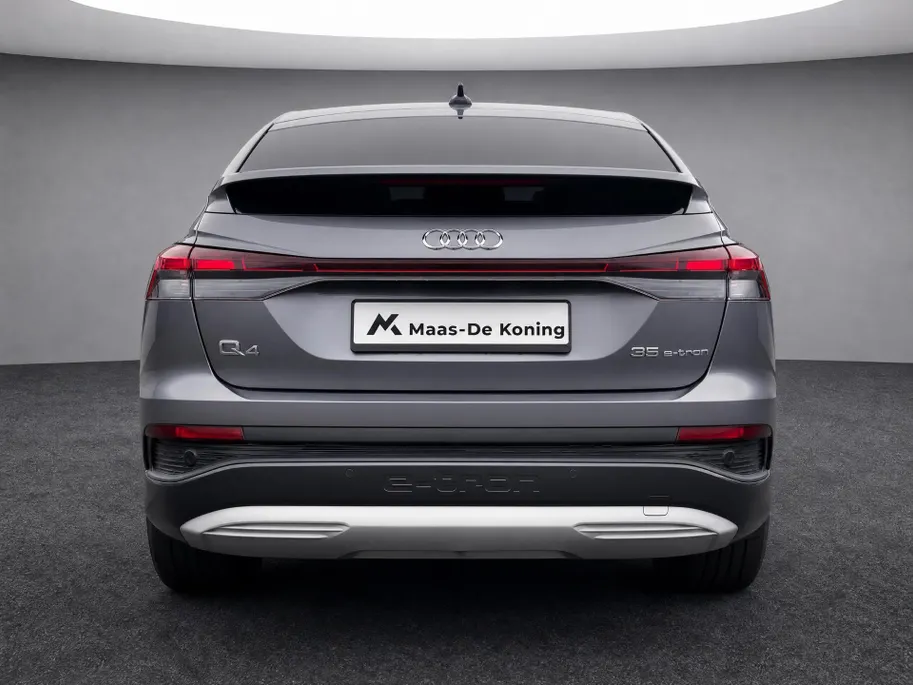 Audi Q4 Sportback e-tron 35 Launch edition 55 kWh 125kW/170PK · Panoramadak · Leder · Stoelverwarming · Apple/Android Car Play · Garantie t/m 17-10-2026 of 100000km.