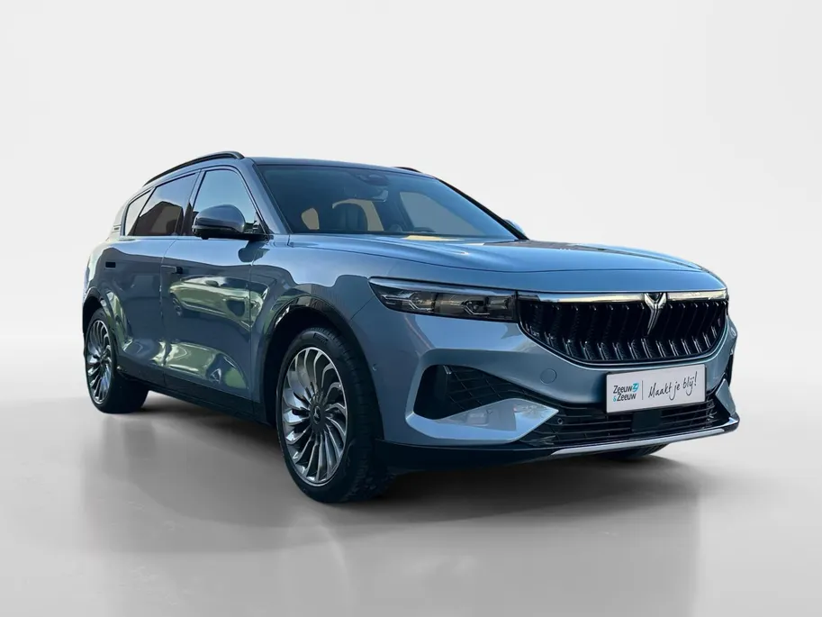 Voyah Free Flagship Edition 4WD 106 kWh | Demo | Full Option | Trekhaak met 2000kg trekgewicht | Luchtvering | Stoelkoeling, -verwarming en -massage |Blackline exterieur & interieur|