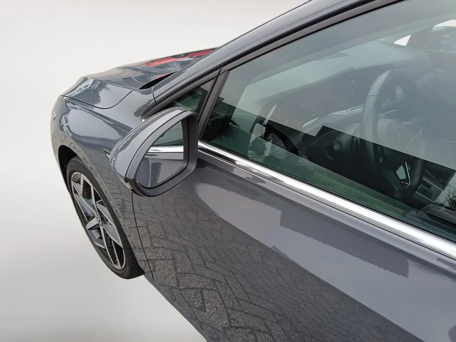 Volkswagen Golf 1.5 eTSI R-Line Business | Airco (automatisch) | Apple Carplay/Android Auto