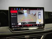 Volkswagen Tiguan 1.5eTSI/150PK R-Line · Panoramadak · Trekhaak · 360°Camera + Parkeersensoren · Garantie t/m 06-01-2030 of 100000km.