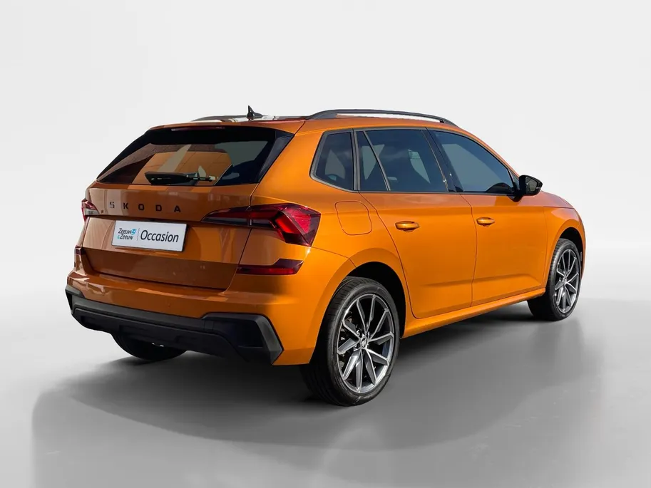 Škoda Kamiq 1.5 TSI Sport Business 150PK AUTOMAAT |Stoelverwarming| Climate control| Cruise Control| Parkeersensoren v+a| Achteruitrijcamera| Sportstoelen| Digitaal dashboard| Super strakke auto!