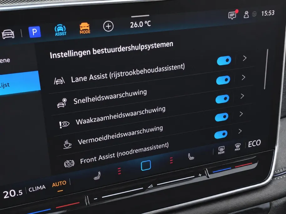 Volkswagen Tiguan 1.5eHybrid 200kW/272PK R-Line · Panoramadak · Trekhaak · 360°Camera + Parkeersensoren · Garantie t/m 20-07-2030 of 100000km.