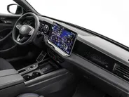Volkswagen Passat Variant R-Line Edition 1.5 eHybrid 272 PK versn. DSG · Assistance Pakket Plus · Black Style Pakket Plus · Multimedia Pakket Plus · Trekhaak inklapbaar, met elektrische ontgrendeling, incl. Trailer Assist ·