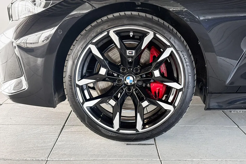 BMW 3 Serie Sedan 330i xDrive