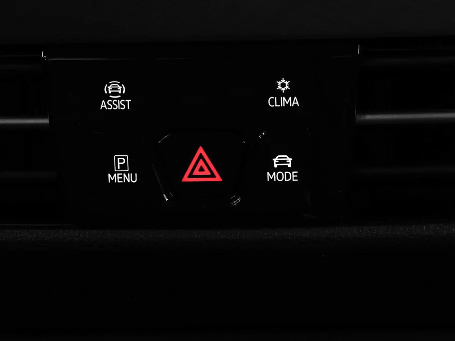 Volkswagen Golf 1.5 204pk DSG eHybrid Life Edition · Camera · Apple/Android Car Play · Leder Interieur · Dodehoek Detectie · P-Sensoren · Keyless · 18'' Inch · Garantie t/m 27-01-2030 of 100.000