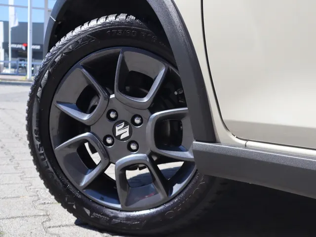 Suzuki Ignis 1.2 Hybrid Style Cruise | Keyless | All Seasons