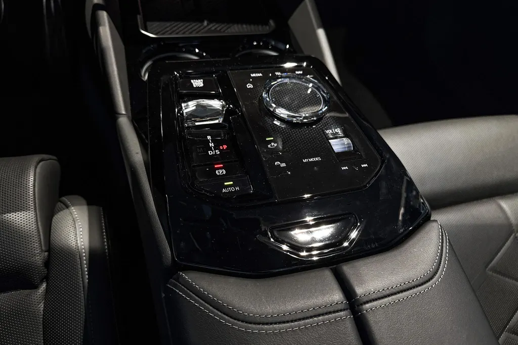 BMW 5 Serie Sedan 530e M Sport Edition