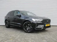 Volvo XC60 2.0 T8 Plug-in hybrid AWD Ultimate Black Edition | Trekhaak elektr. | Luchtvering | Schuifdak | Leer | Geheugenstoelen | B&W audio | Stoelventilatie | Winterset | Zeer nette auto |