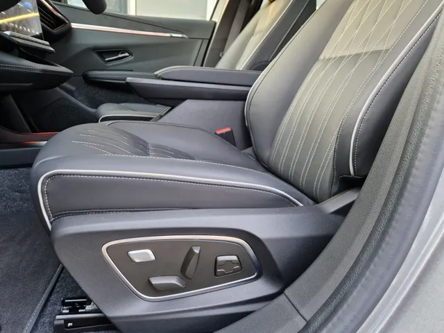 Mitsubishi Eclipse Cross Instyle 87 kWh