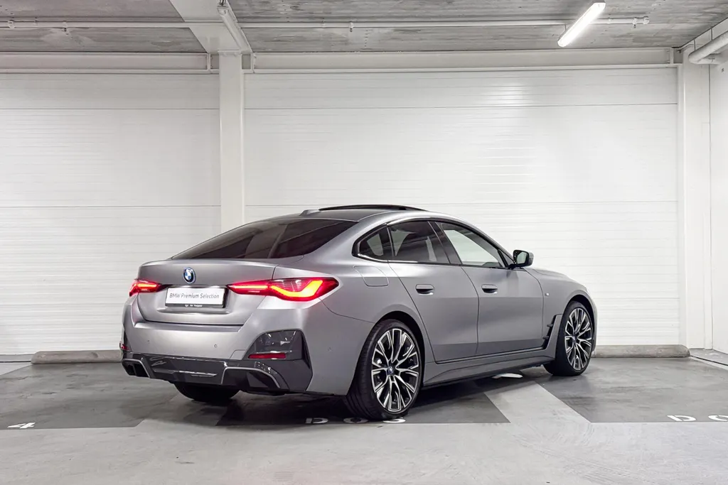 BMW i4 eDrive40 High Executive