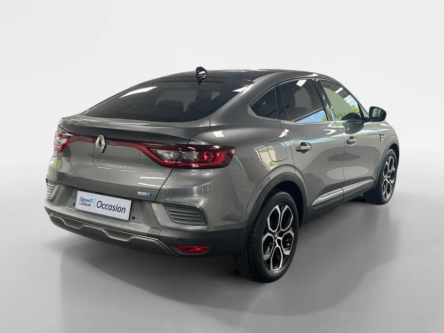 Renault Arkana 1.6 E-Tech Hybrid 145 Intens | Slechts 22.000 km | CarPlay | Camera | Navigatie | Adaptive Cruise | Climate Control | Keyless