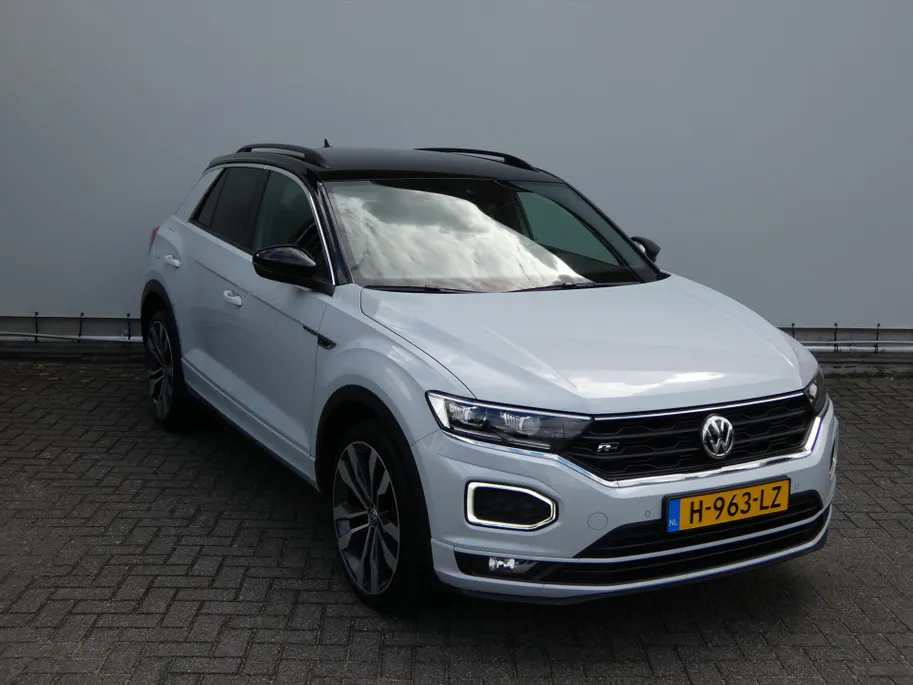 Volkswagen T-Roc 1.5 TSI 150pk 7-DSG T-Roc Business R / virtule cockpit