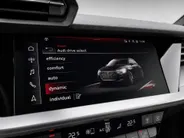 Audi A3 Sportback 40 TFSIe 150kW/204PK S Line · Panoramadak · Leder · Camera · Apple/Android Car Play · Drive select