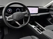Volkswagen Passat Variant 1.5 eTSI 150pk DSG Business · Camera · Keyless · Apple/Android Car Play · Elek. Voorstoel · Elek. Achterklep · 17'' Inch · Garantie t/m 28-03-2028 of 100.000km