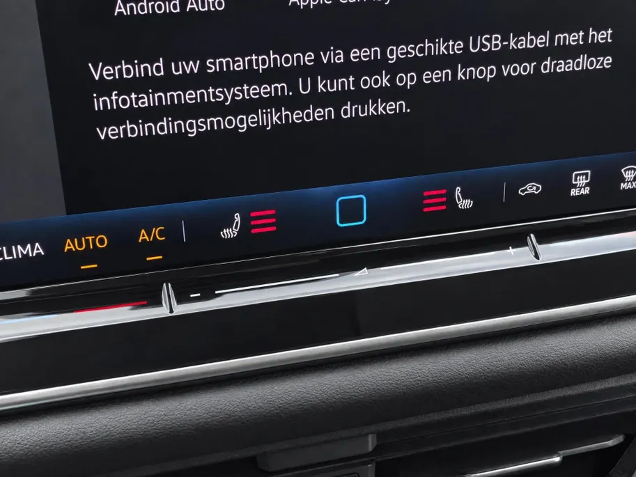 Volkswagen Tiguan 1.5 eHybrid 204pk DSG Life · 360 Camera · Wegklapbare Trekhaak · Dodehoek Detectie · Stoel-& Stuurverwarming · 17'' Inch · Garantie t/m 14-12-2030 of 100.000km