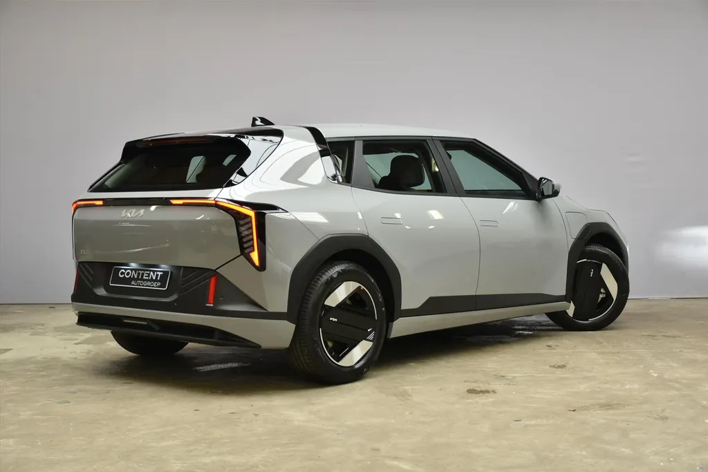 Kia EV4 58,3 kWh 204PK Air NIEUW
