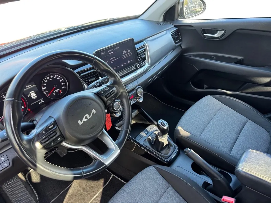 Kia Stonic 1.0 T-GDi MHEV DynamicLine | Climate Control | Camera | Cruise Control | LM Velgen | Apple Carplay | Android Auto