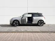 MINI Cooper 3-deurs Electric Cooper E Favoured L 40.7 kWh