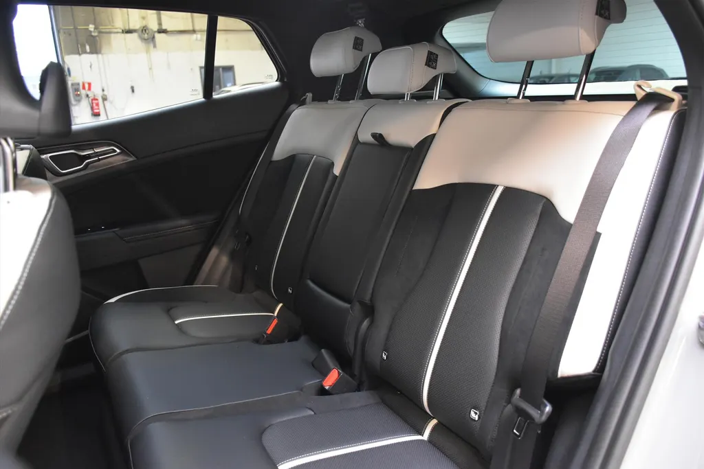 Kia Sportage 1.6 T-GDi 265pk Plug-In Hybrid AT6 4WD GT-PlusLine