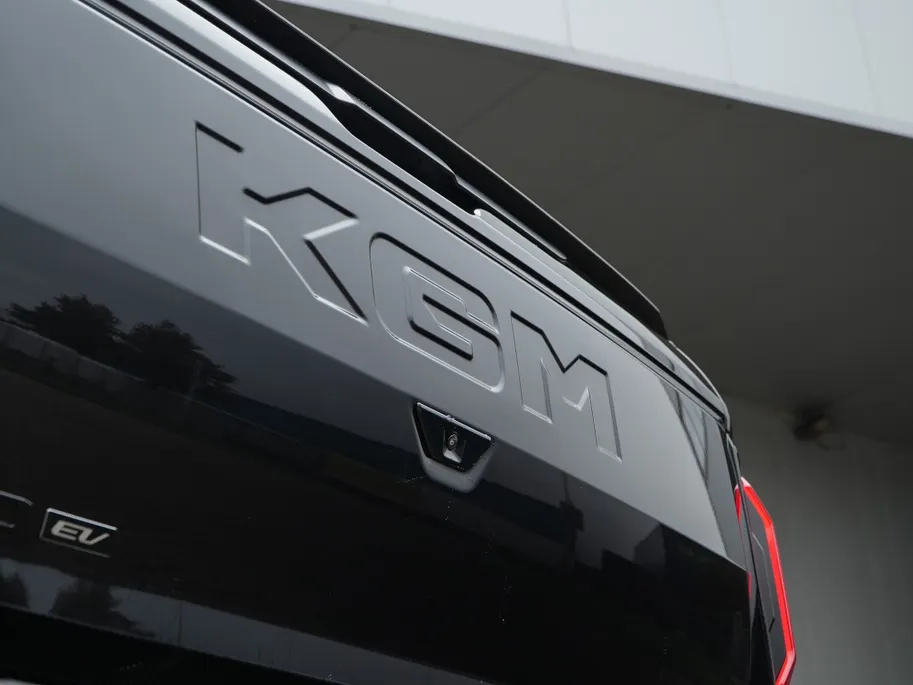 KGM Musso EV 80,6 kWh BLACKLINE 4WD 237PK