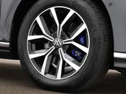 Volkswagen Passat 1.4 TSI 218pk DSG PHEV GTE Business · Camera · Wegklapbare Trekhaak · Apple/Android Car Play · P-Sensoren · 17'' Inch ·