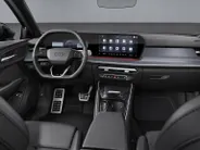 Audi Q3 e-hybrid S edition 272 PK · Trekhaak elek. wegklapbaar · Optiekpakket zwart · S-line sportstoelen