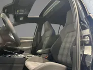 Volkswagen Golf 1.5 272pk DSG eHybrid GTE · Panoramadak · Alarm · 360 Camera · Wegklapbare Trekhaak · Apple/Android Car Play · Stoel-& Stuurverwarming · 18'' Inch · Garantie t/m 26-11-2030 of 100.000km