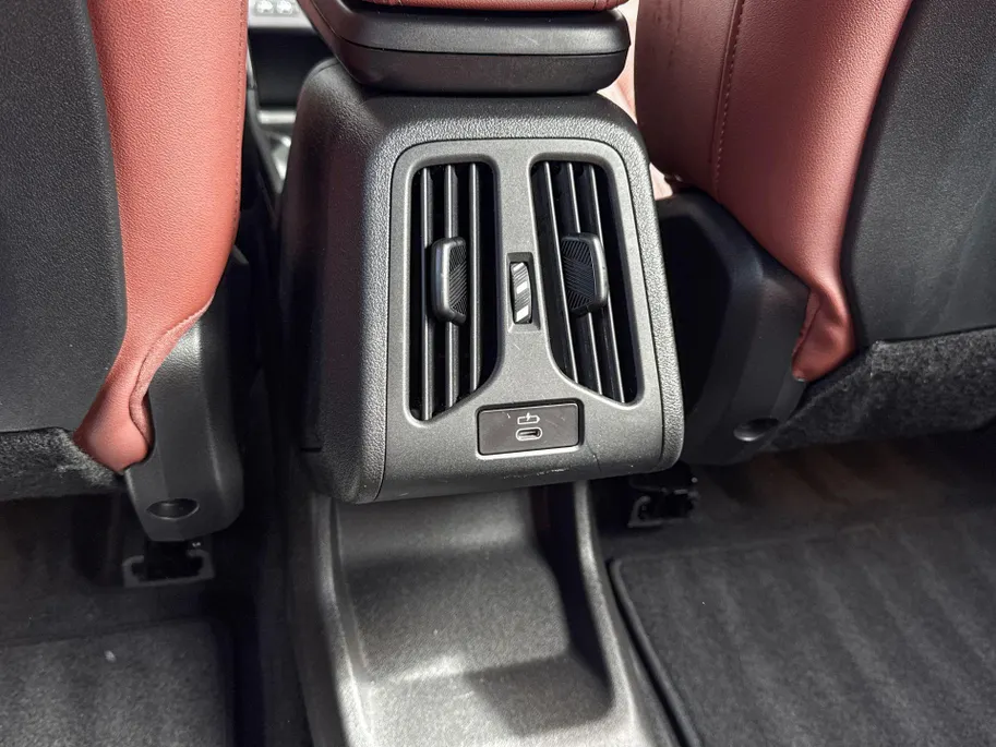 BMW iX1 xDrive30 67 kWh M Sport Edition