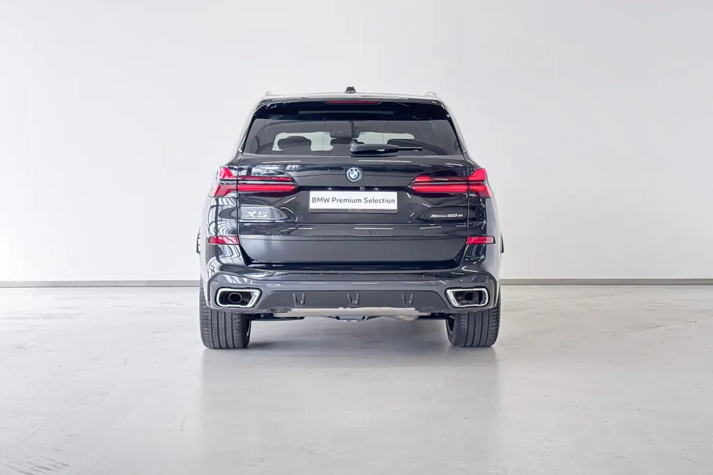 BMW X5 xDrive50e Launch Edition Innovation Pack