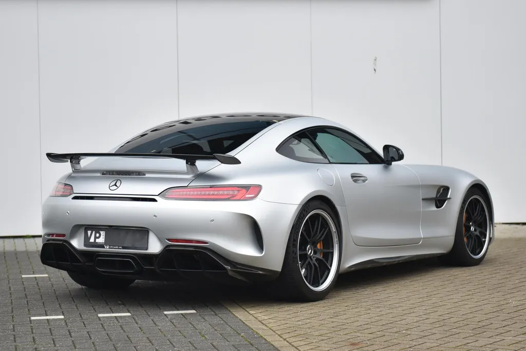 Mercedes-Benz AMG GT 4.0 R