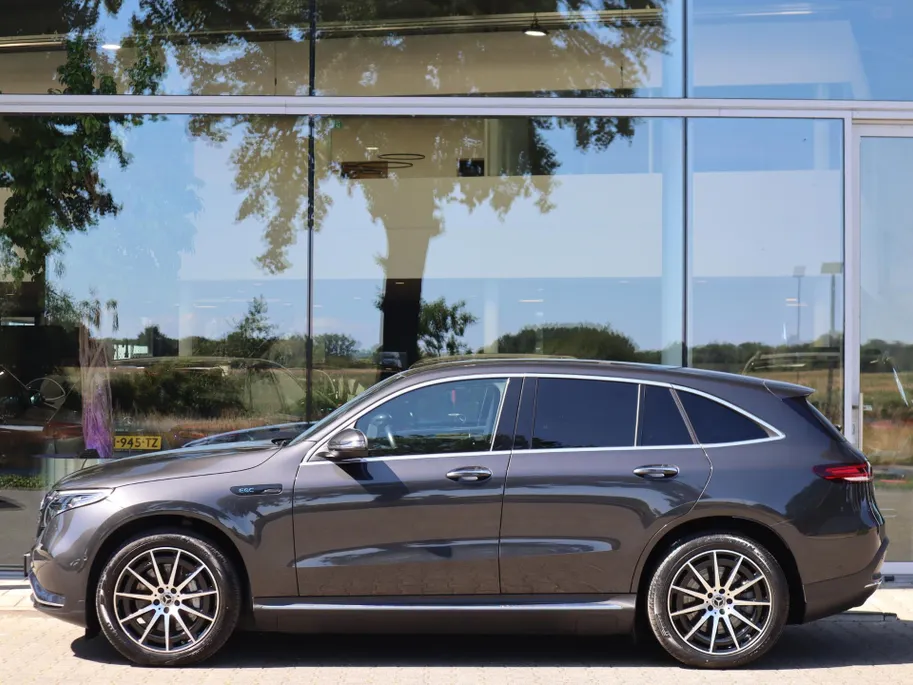 Mercedes-Benz EQC 400 4MATIC Business Solution AMG 80 kWh l Trekhaak l Keyless l Stoelverwarming