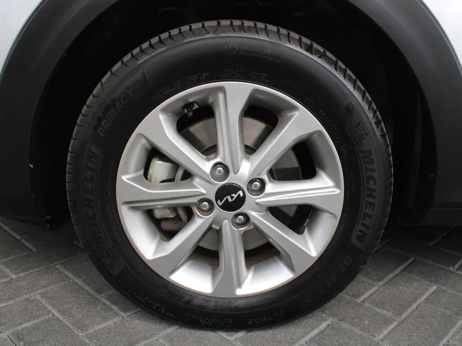 Kia Stonic 1.0 T-GDi MHEV DynamicLine | 15' LM | Apple Carplay/Android Auto | Navi | Camera | Cruise | LED | Airco |