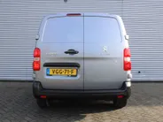 Peugeot Expert 1.5 BlueHDI 100 Standard Premium | Camera | Betonplex | Cruise | Navi | Carplay | Dodehoek detectie | Parkeersensor v+a | Airco |