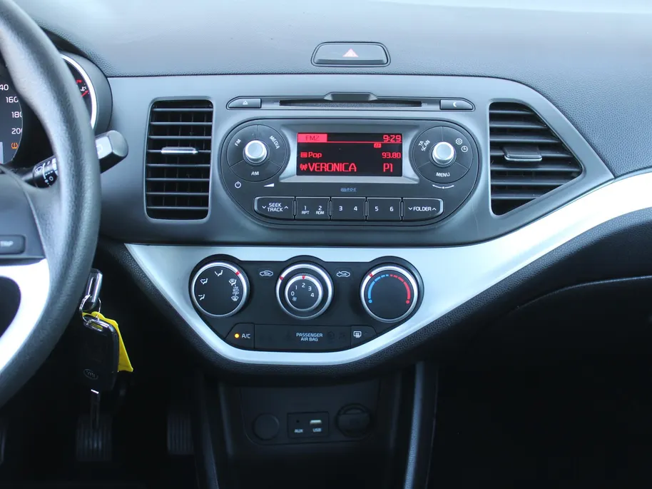 Kia Picanto 1.0 CVVT ComfortLine | Airco | 14' LM | Trekhaak | Elektrische ramen + spiegels |