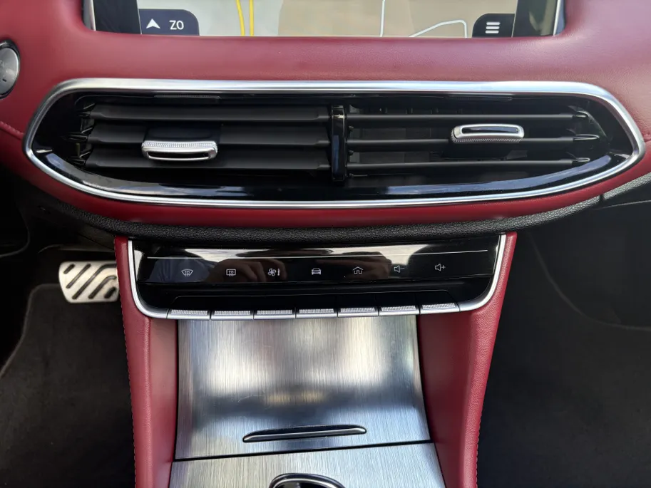MG EHS 1.5 TGDI Luxury | Panorama Dak | Navi | Camera | Automaat  | Leer | Cruise | Apple Carplay/Android Auto | Voorstoelen verwarmd