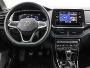 Volkswagen T-Cross Life Edition 1.0 TSI 95 PK 5 versn. Hand · Comfort pakket · Parkeersensoren voor en achter ·