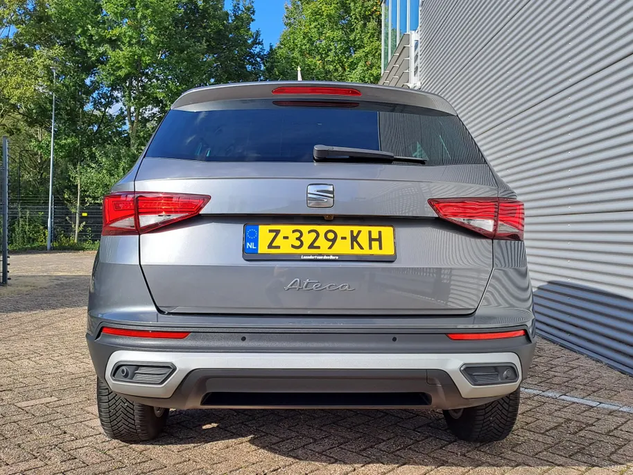 SEAT Ateca 1.5 TSI Style Business Intense | Keyless start | ECC | Navigatie | Camera | Cruise control adaptief | Apple Carplay/Android Auto | 17'' LM